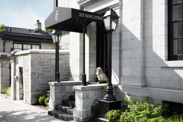 Frontenac Club Exterior