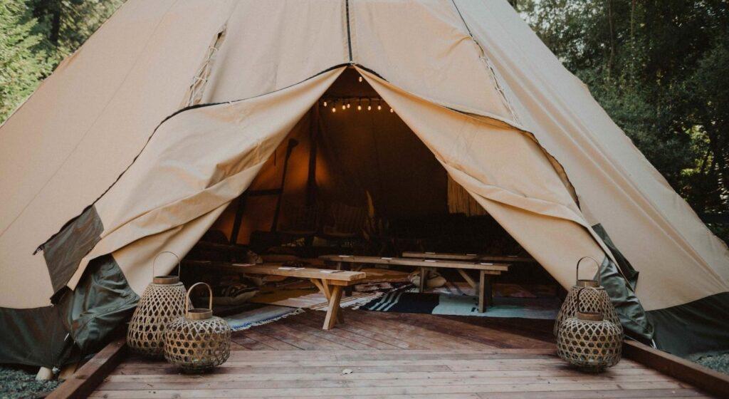 open fire culinary experience at AutoCamp glamping